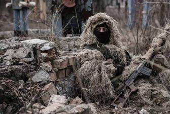 На Донбасс привезли новую группу российских снайперов - разведка
