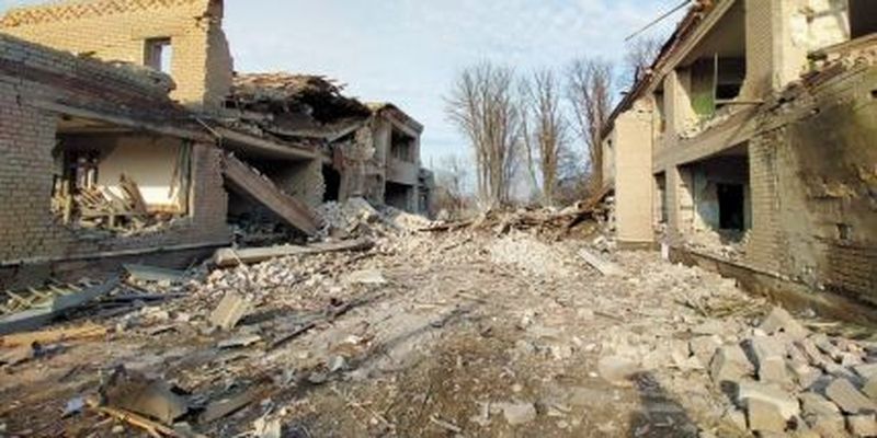 Ракета вщент знищила дитсадок: Росія вчергове обстріляла Торецьк