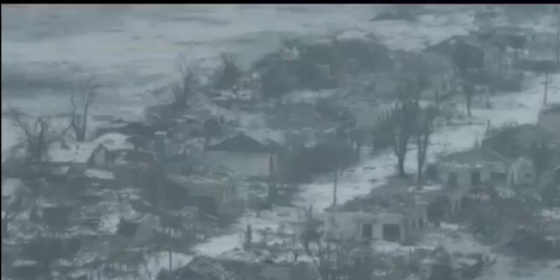 Остались лишь фундаменты: ВС РФ полностью уничтожили село в Луганской области