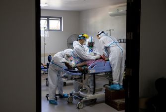 В Украине каждый пятый пациент с коронавирусом попадает в реанимацию