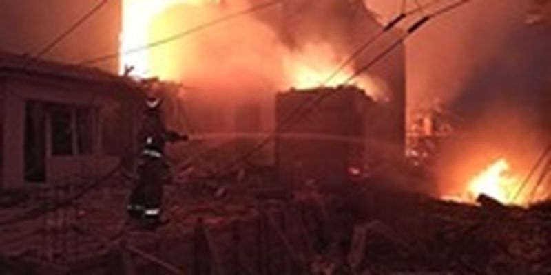 Пожарные ликвидировали последствия обстрела одесского курорта