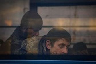 С Азовстали вышли около 1700 украинских солдат - разведка Британии