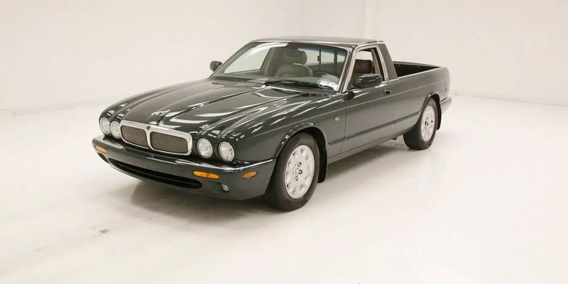 Единственный в мире пикап Jaguar выставили на продажу за $29 000
