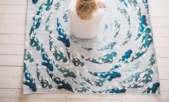 Секрет успіху українок, які створюють унікальні килими ручної роботи: вражаючі фото