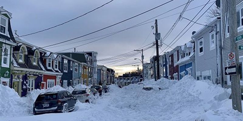 Украли зиму у всей планеты: На Канаду обрушился рекордный за 20 лет снегопад