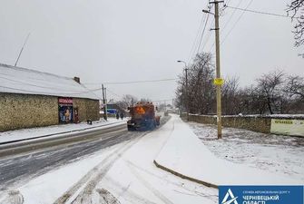 Проїзд дорогами Чернівецької області забезпечено: працює спецтехніка