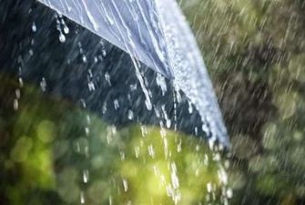 Не ховайте парасолі: завтра циклон принесе в Київ дощі з грозами