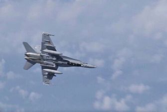 Самолет России чуть не протаранил истребитель НАТО: разгорелся скандал