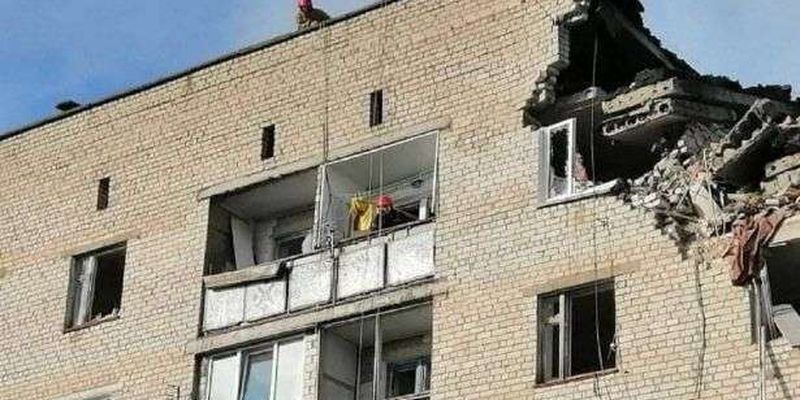 Вибух газу на Миколаївщині: рятувальники знайшли першу жертву