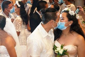 Вопреки коронавирусу: более 200 пар в масках поженились на Филлипинах