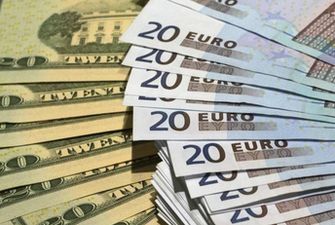 Цена доллара в Киеве зашкаливает: банки выставили грабительский курс
