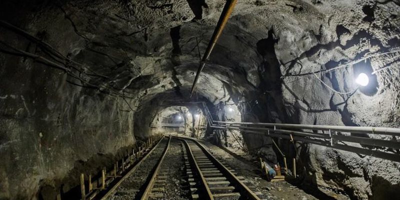 "Золотая" шахта обрушилась на голову рабочим: много погибших