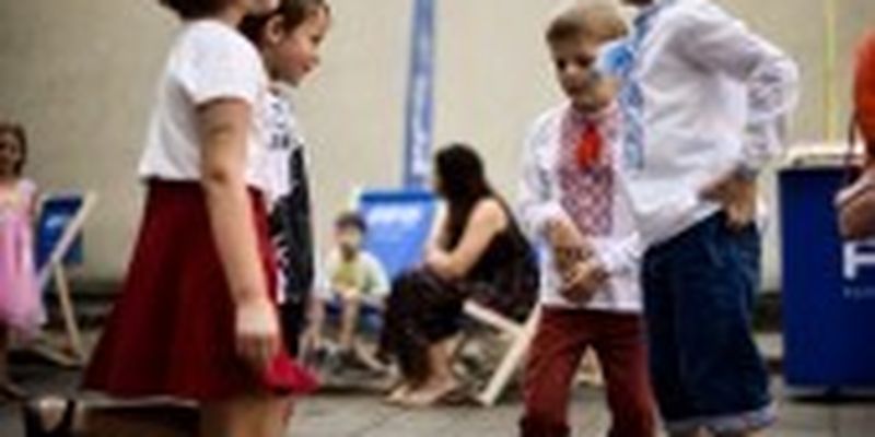 У Варшаві відкриють український дитячий центр для підтримки родин переселенців