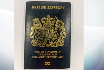 В Британии с марта будут выдавать паспорта "культового" дизайна