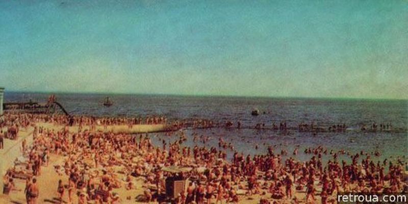 Пляжники в Одесі: ретро фото минулого століття