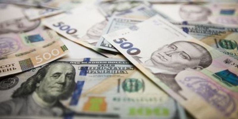 Доллар и евро опять подорожали: как изменился курс в Украине