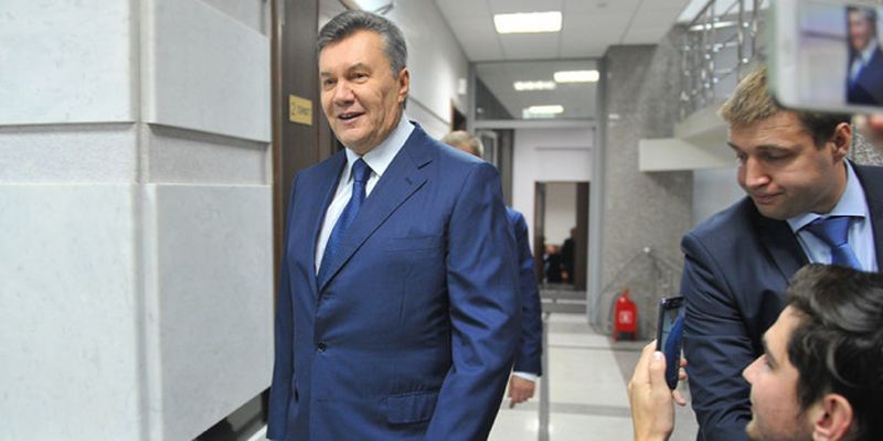 ЕС вводит дополнительные санкции против Януковича и его сына