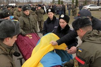 Во Львове перезахоронят защитника Донецкого аэропорта Александра Бондаря