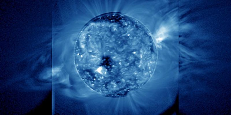 Получено первое ультрафиолетовое изображение Солнца: ученые нашли странные структуры