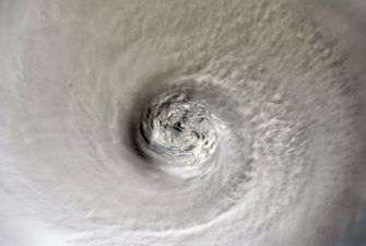 На востоке Канады бушует ураган