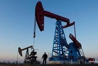 ЕК предлагает установить лимит цен на нефть РФ на уроне $60 - СМИ