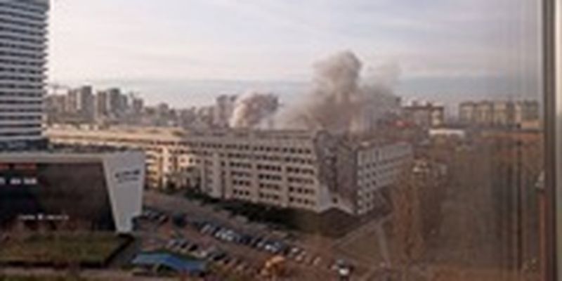 Ракетный удар по Киеву повредил здания КНУ