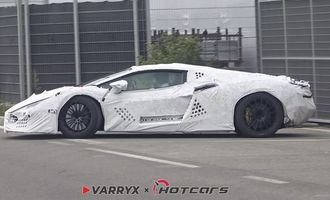 Наследника Lamborghini Aventador впервые заметили на дорогах