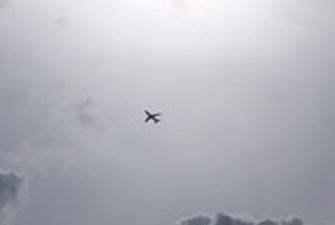 В небе над Москвой заметили "самолет судного дня"
