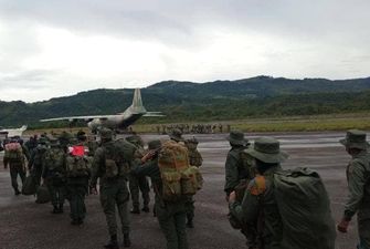Венесуэла стягивает резервные войска на границу с Колумбией