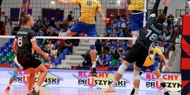 Сборная Украины добыла третью победу на чемпионате Европы и гарантировала себе выход в плей-офф