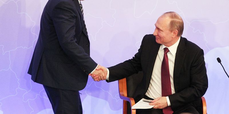 Богатейший олигарх РФ, поставляющий сталь для ядерного оружия, не попал под санкции, — СМИ