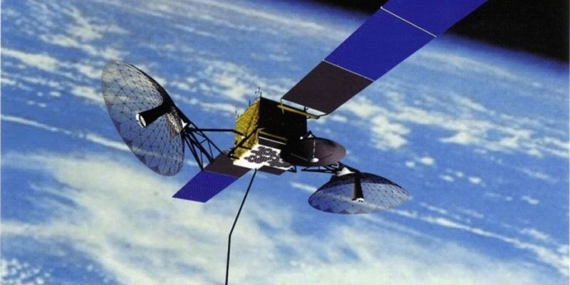Пентагон обсуждает со SpaceX потребности Украины в услугах спутниковых коммуникаций