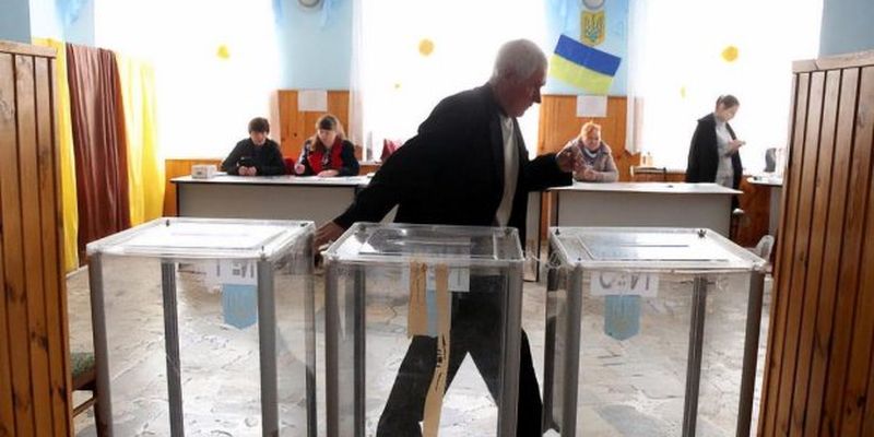 В Раду проходит пять партий: Зеленский бьет рекорды, Порошенко - пробивает дно