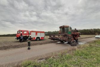 В Черкасской области горели два комбайна