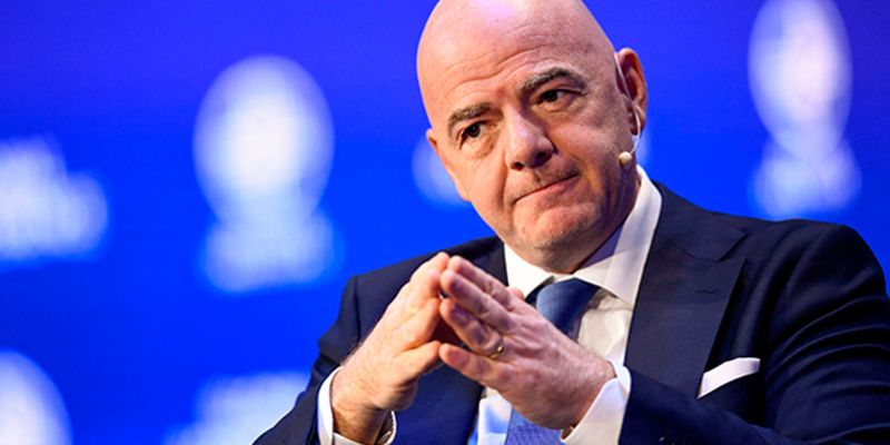 Стала відома зарплата президента ФІФА