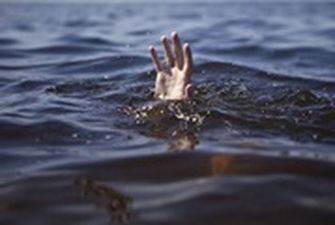 На Волыни исчезнувшего чиновника нашли мертвым в озере