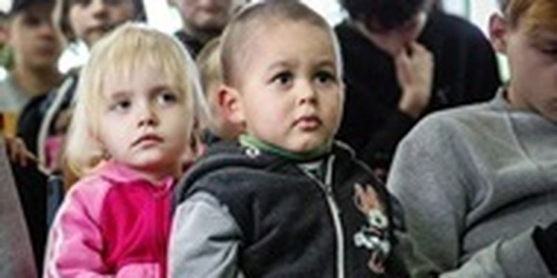 Детей-сирот из Херсона удерживают в "концлагере" в Крыму - СМИ