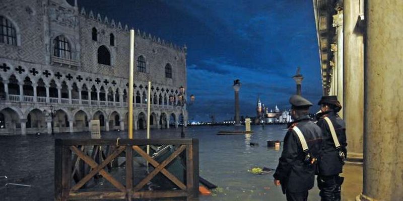 В Італії оголосили збір коштів для постраждалої від повені Венеції