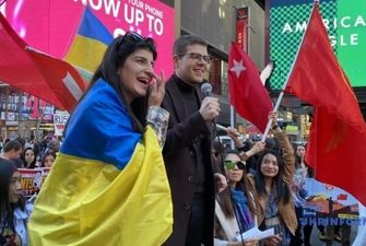 В центре Нью-Йорка украинцы, иранцы и бирманцы совместно протестовали против тирании