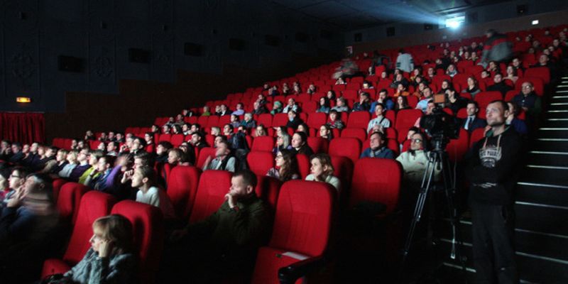 В Киеве заработали семь коммунальных кинотеатров