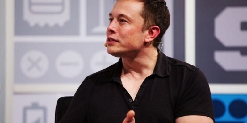 Инвестор Tesla подал в суд на Маска из-из его твитов