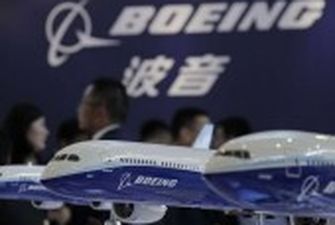 Boeing попросила призупинити польоти літаків 777 після інциденту в США