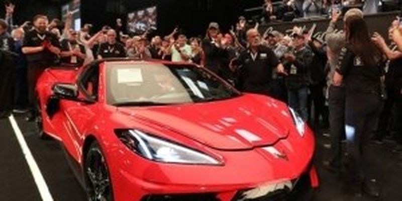 Первый Corvette Stingray С8 продан за 3 миллиона долларов