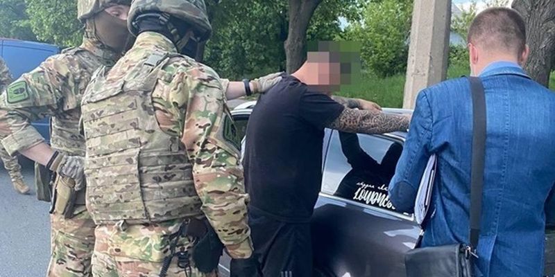 В Харькове задержали блогера за оскорбление патрульных