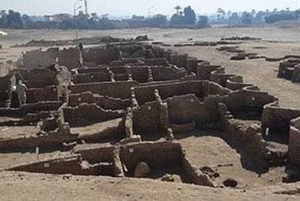 Археологи искали в Египте храм Тутанхамона, а нашли целый затерянный город