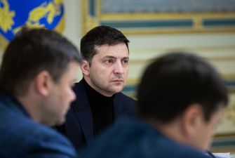 Зеленський провів закрите засідання РНБО: про що говорив гарант перед зустріччю із Путіним
