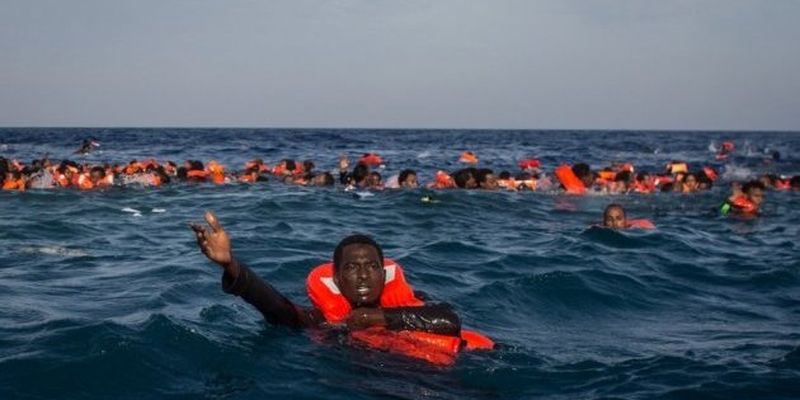 "Врачи без границ" возобновят спасение беженцев в Средиземном море