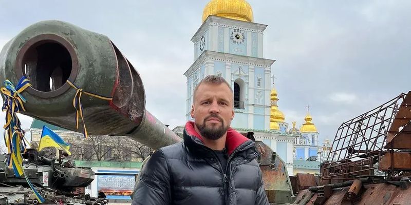 Пророссийский экс-чемпион мира по боксу "переобулся" и сказал "Слава Украине!" во время интервью. Видео