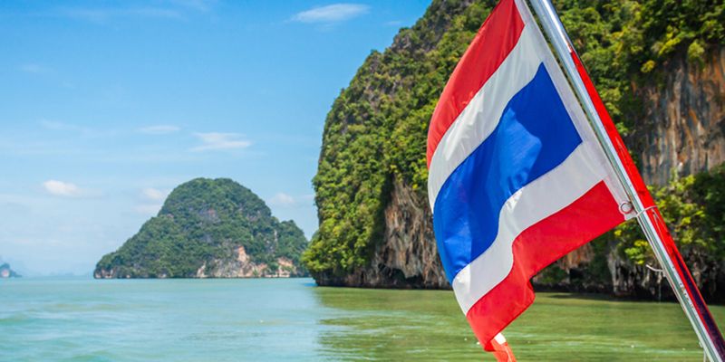 Таиланд отменит въездные анкеты для иностранцев