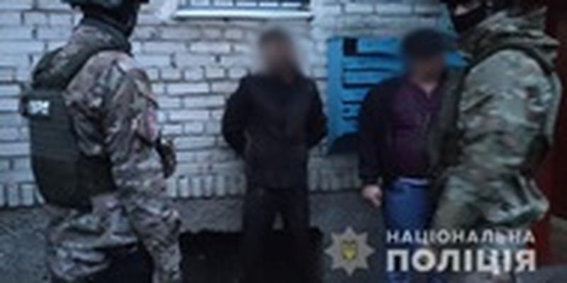 На Львовщине иностранцы украли банковский терминал